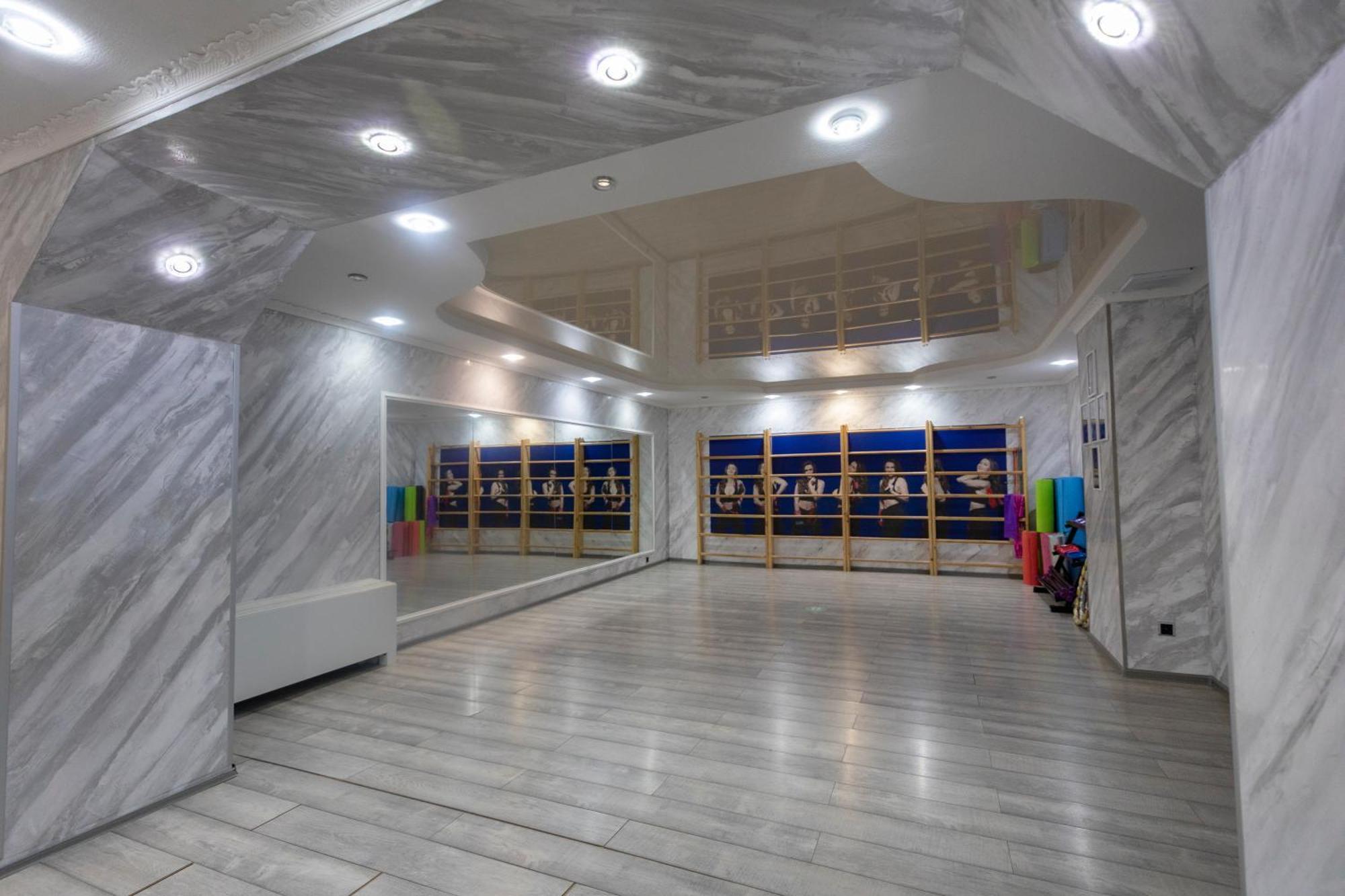 哥里 Georgia Gold酒店 外观 照片